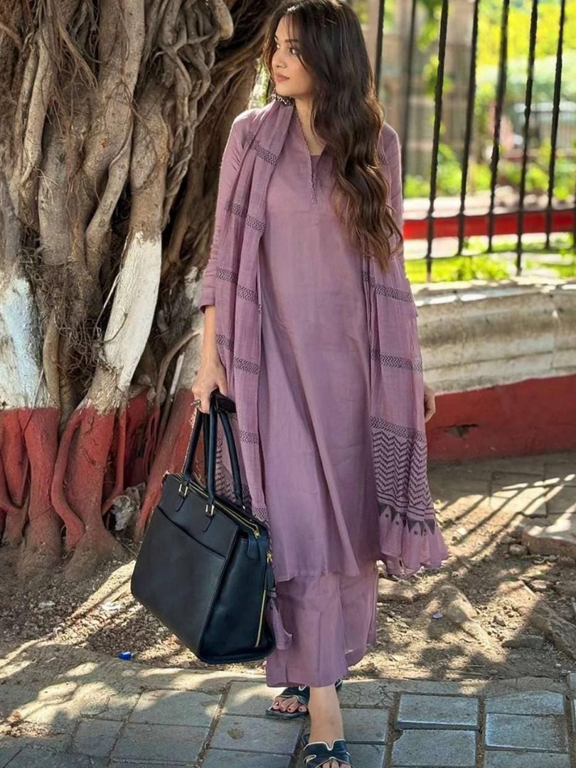 Mauve Solid Suit Set with Checked Dupatta - D-23 - view 4