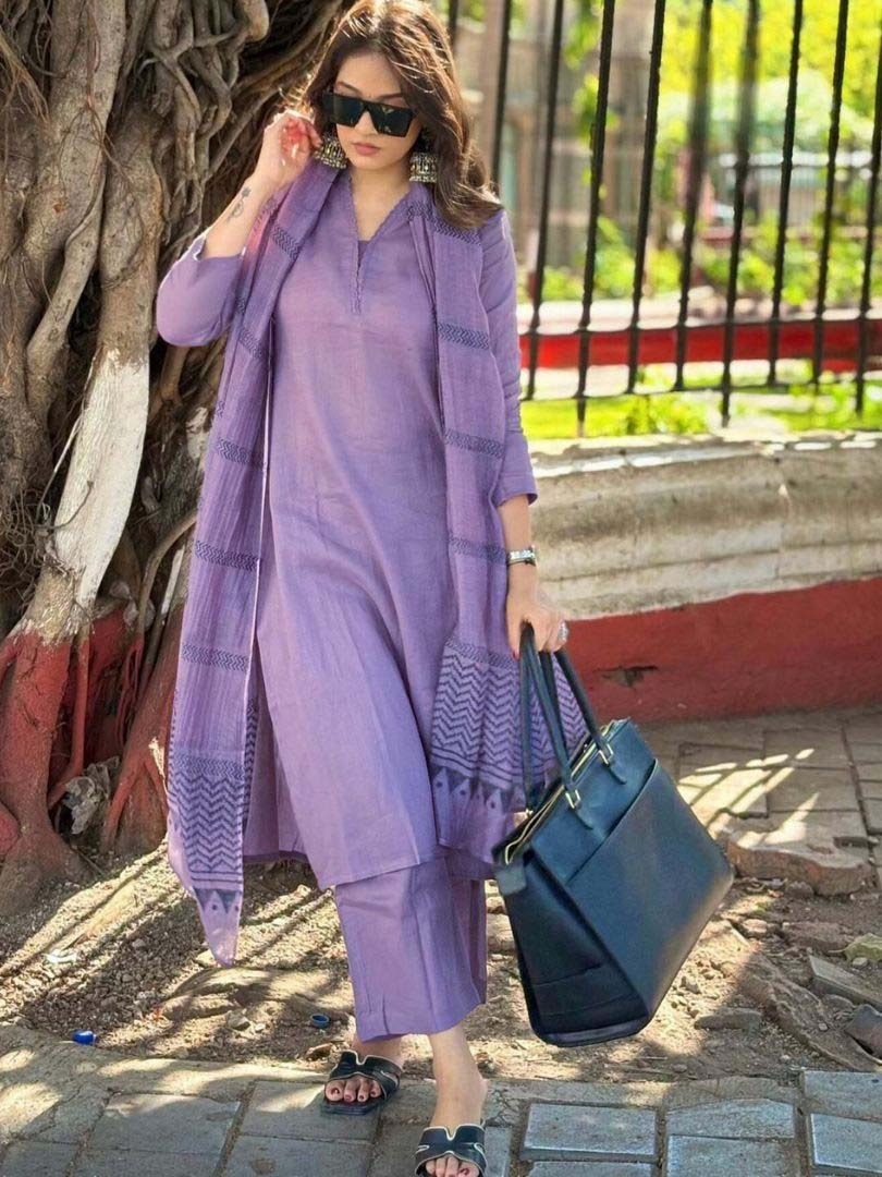 Lavender Solid Suit Set with Checked Dupatta - D-24 - view 4
