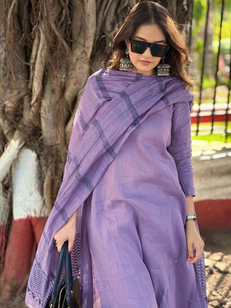 Lavender Solid Suit Set with Checked Dupatta - D-24 - view 5