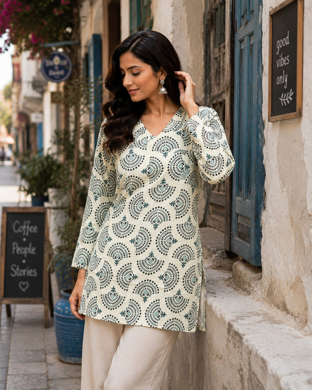 Off-White Fan Print Cotton Short Kurti - DK-202 - view 3